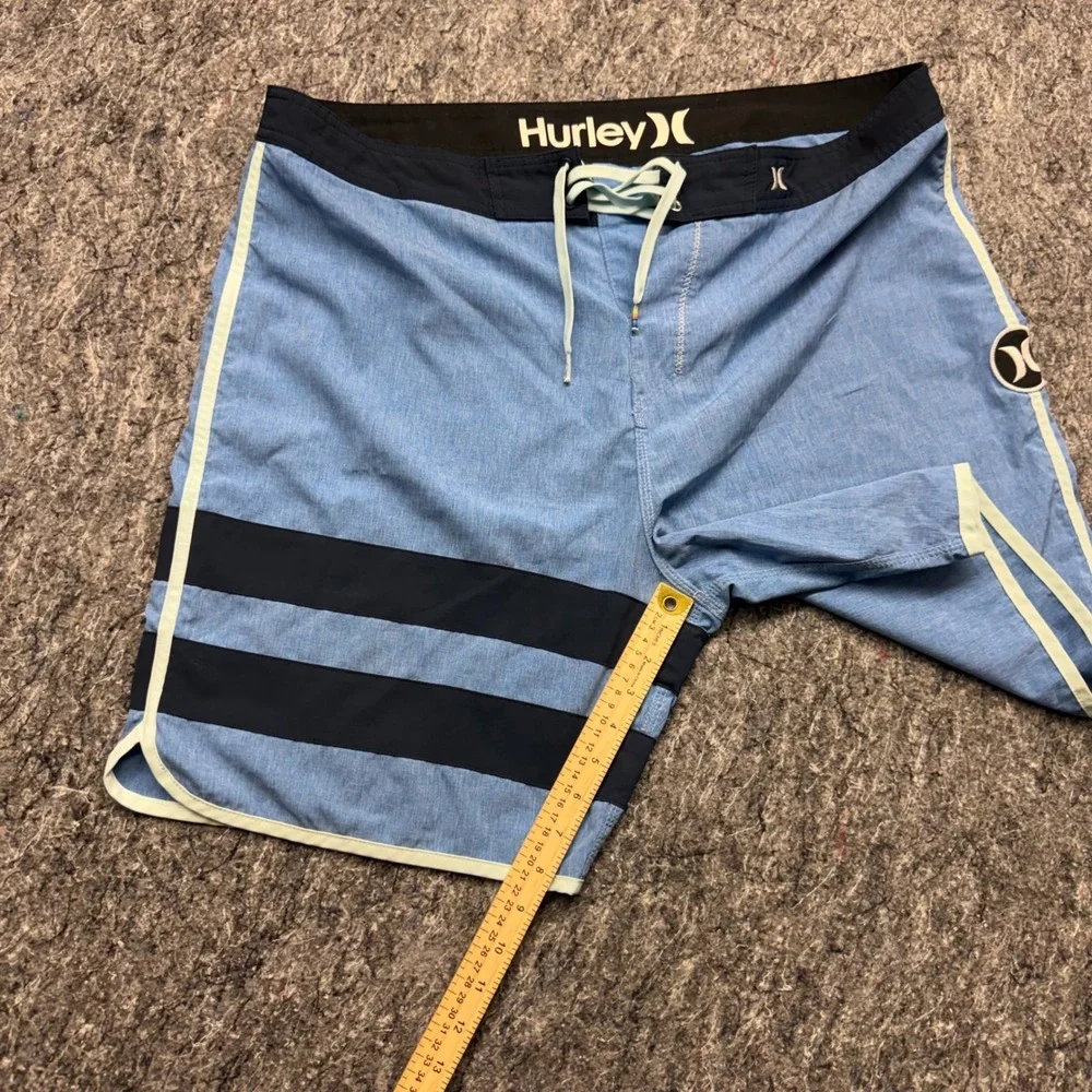 Hurley Phantom Mens Board Shorts Blue Striped Swim Trunks Size 42
